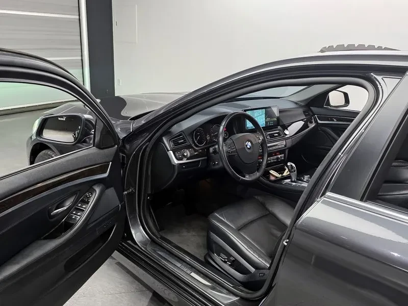 BMW 520  - изображение 10