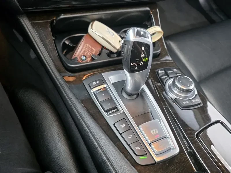 BMW 520  - изображение 9