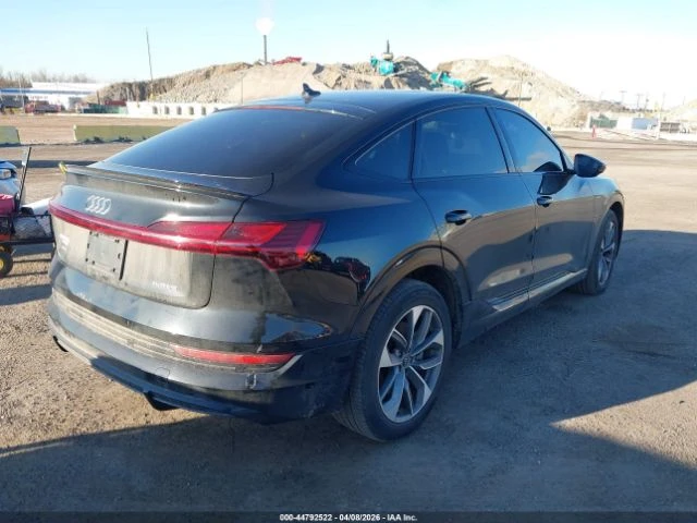 Audi E-Tron * SPORTBACK * PREMIUM PLUS * QUATTRO* , снимка 4 - Автомобили и джипове - 54852555