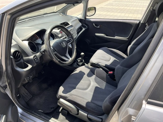 Honda Jazz, снимка 3 - Автомобили и джипове - 55353725