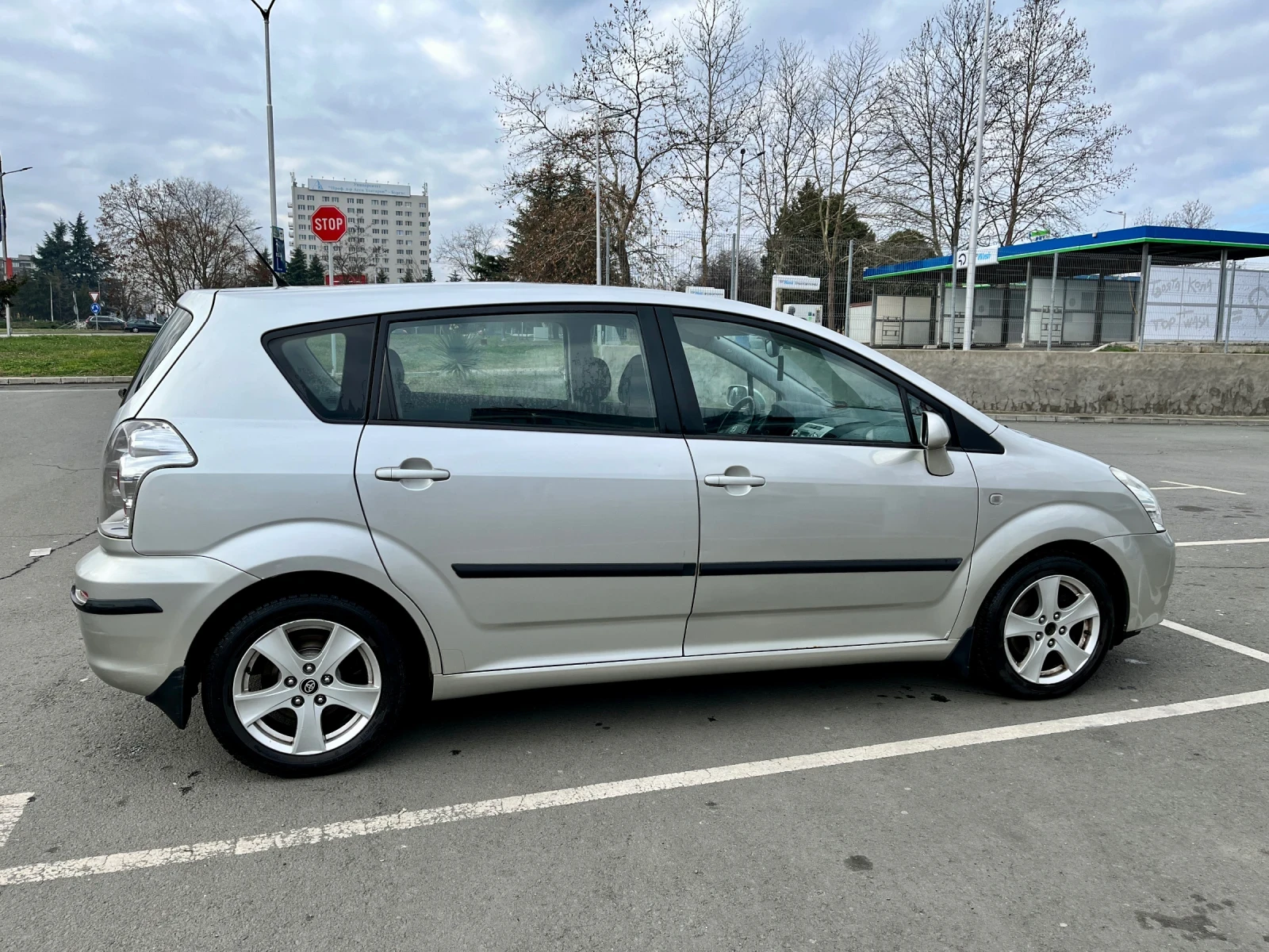 Toyota Corolla verso  - изображение 3