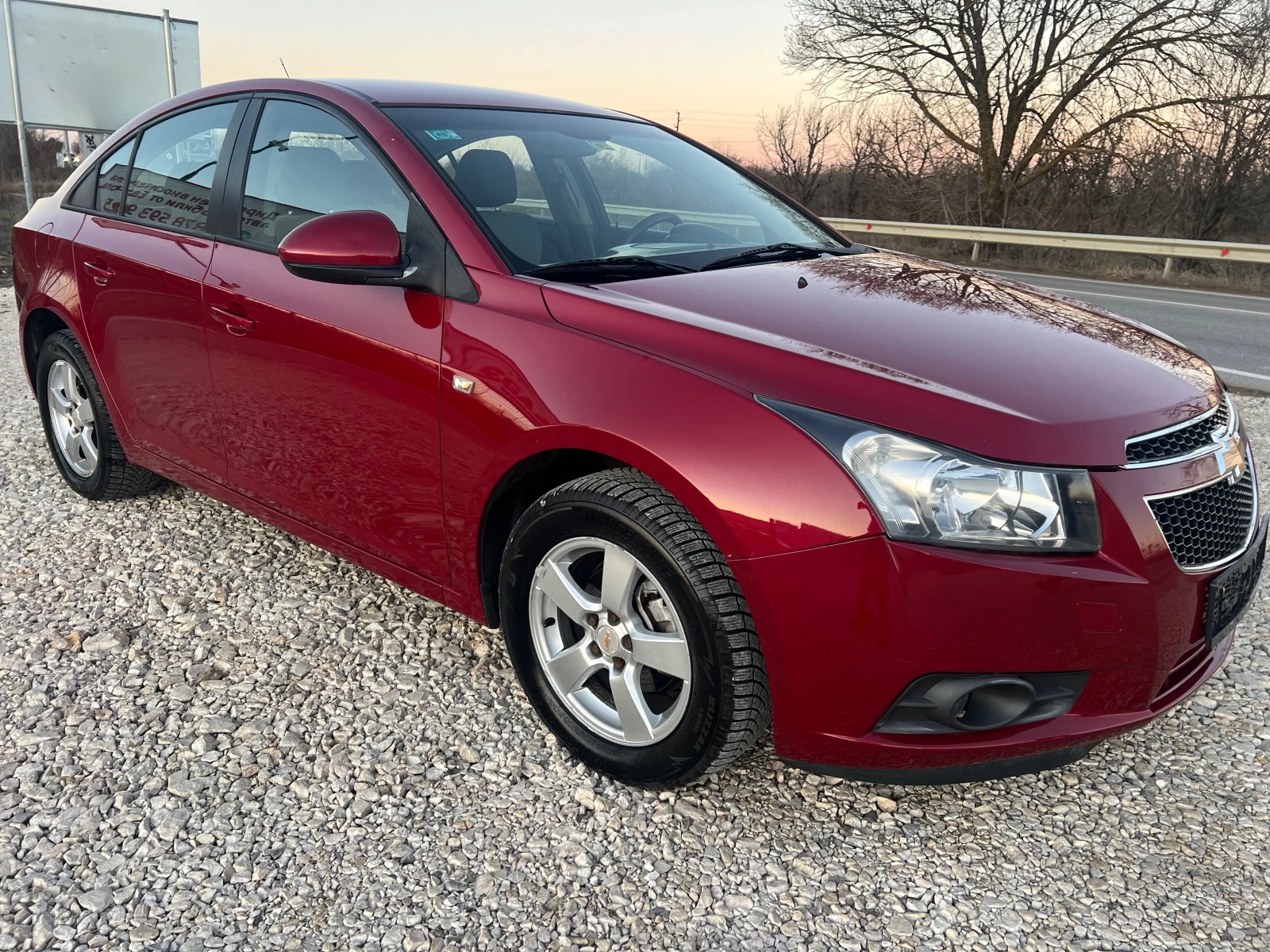 Chevrolet Cruze 1.8i 16v/140p.s. Navi/EURO 5 - изображение 4