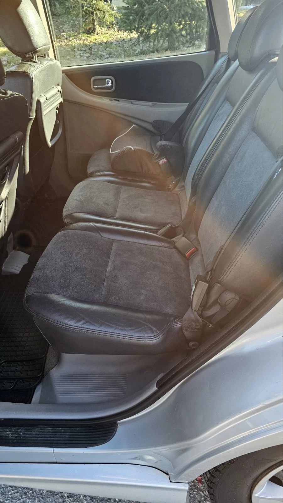Nissan Almera tino  - изображение 7