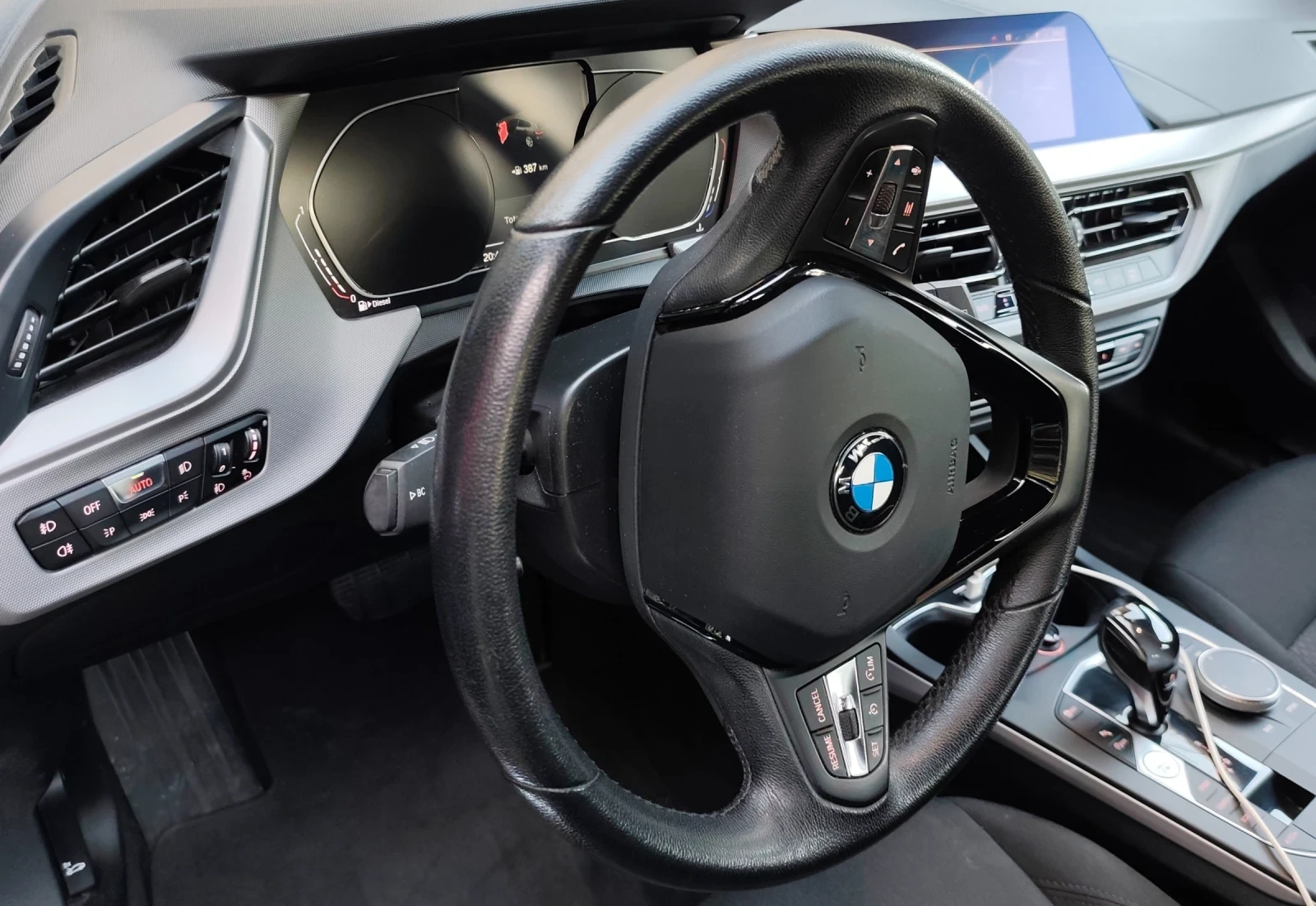 BMW 116 F40 Автоматик 06.2021г  Euro 6D - изображение 10