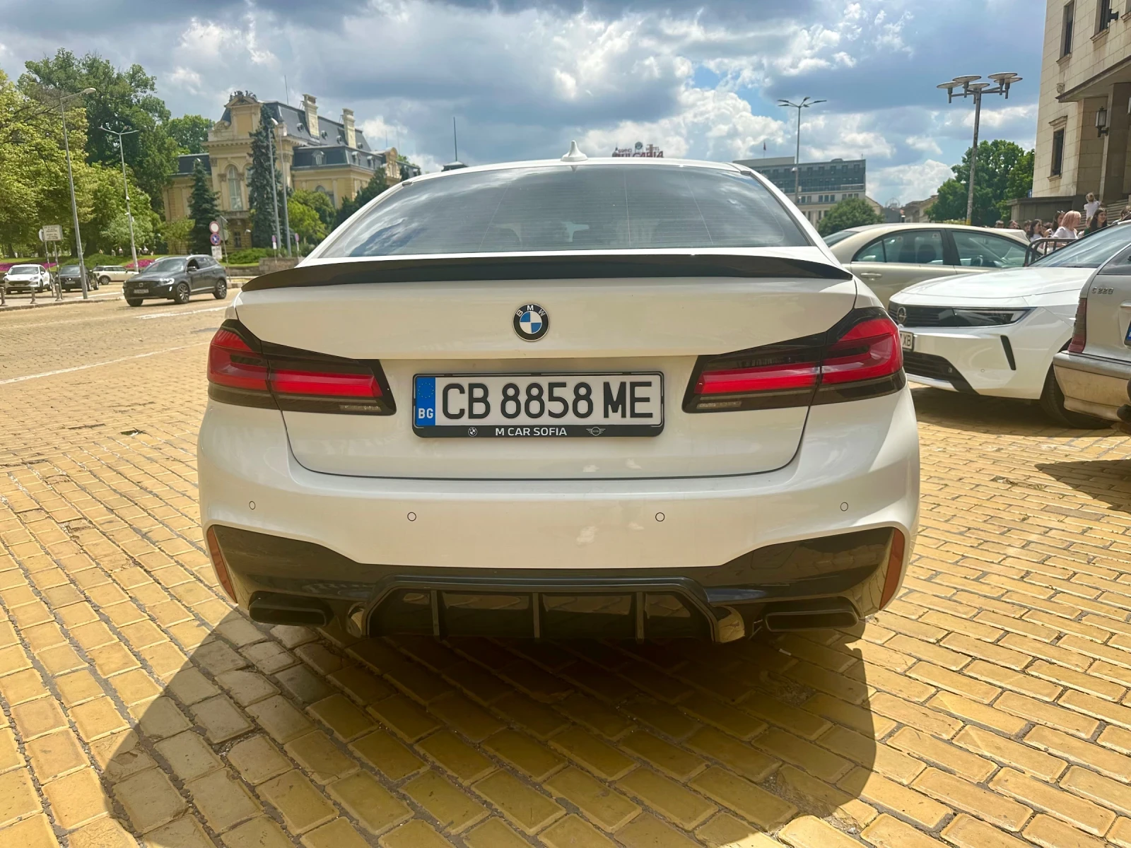 BMW 530 530XD G30 - изображение 5