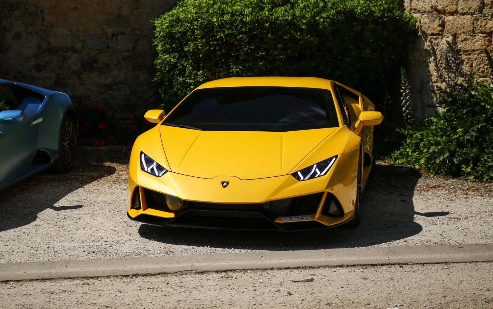 Lamborghini Huracan  EVO 5.2 V10 AWD  - изображение 2