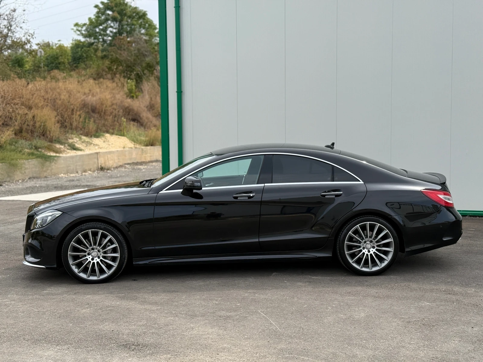 Mercedes-Benz CLS 350 * AMG* ОБДУХВАНЕ* ДИСТРОНИК* Full max* ТОП ЦЕНА*  - изображение 4