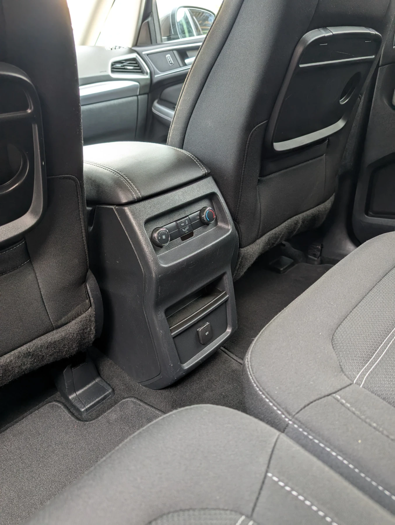 Ford Galaxy TITAN 2.0 AWD 4x4 - изображение 8