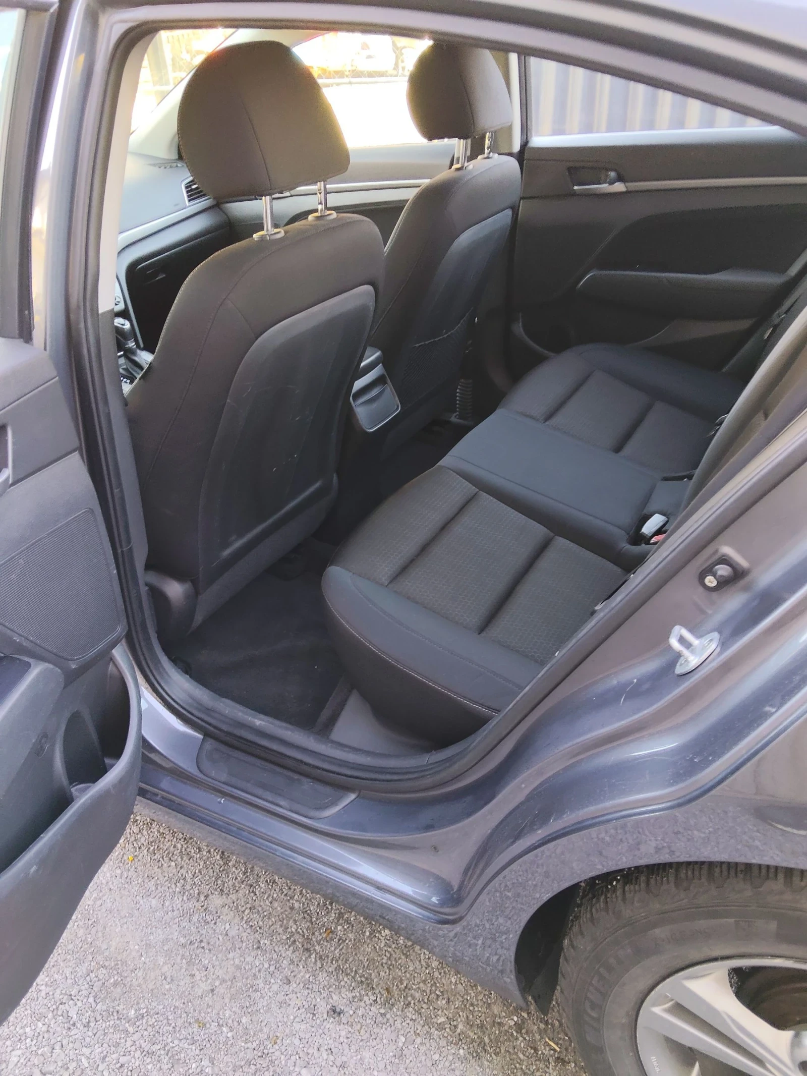 Hyundai Elantra 2.0  150к.с | Mobile.bg — изображение 5