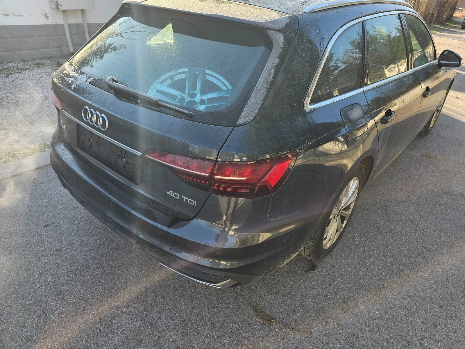 Audi A4 40 TDI S-Line 204к.с. Панорама - изображение 4