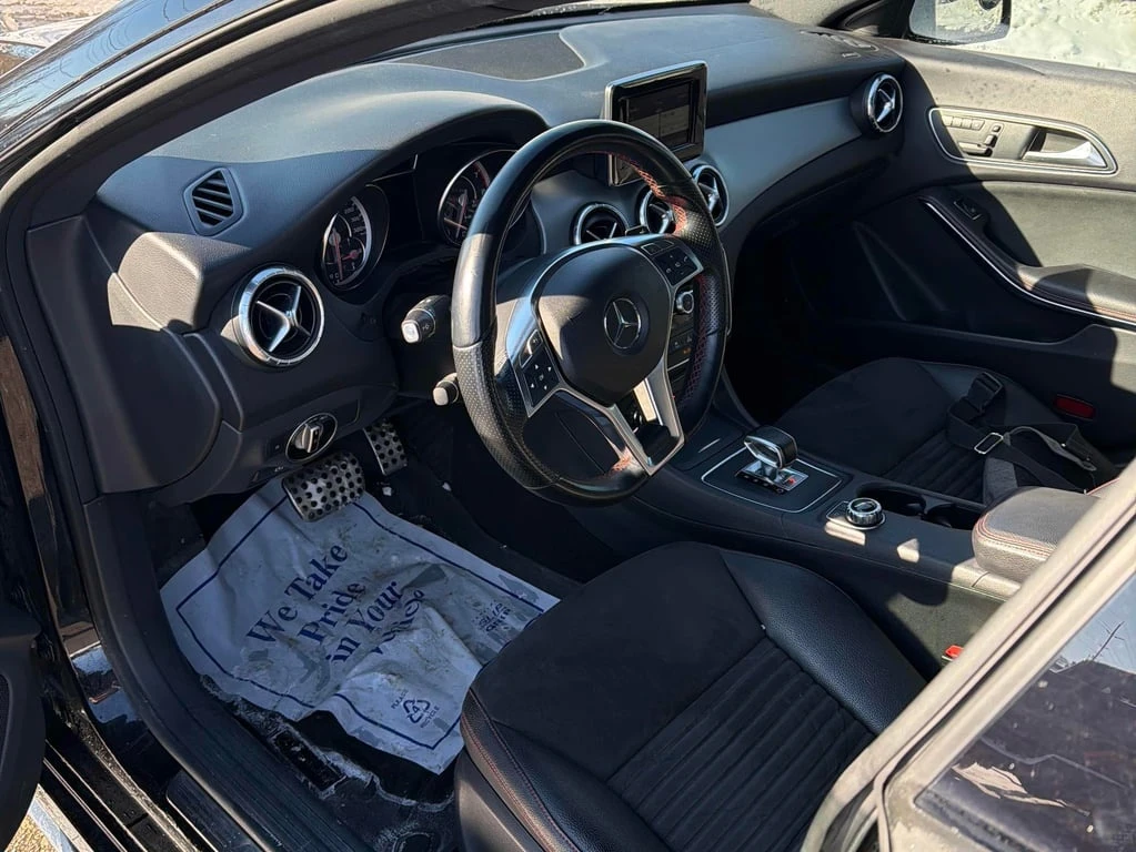 Mercedes-Benz CLA 45 AMG 4MATIC * ГЛАВНО ПРЕДСТАВИТЕЛСТВО НА AUDI *  - изображение 7