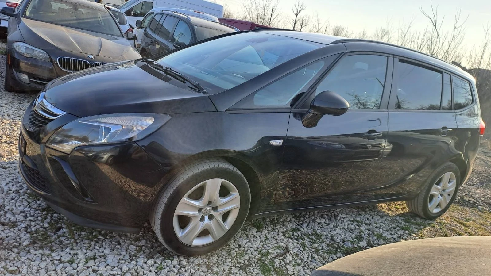 Opel Zafira 2.0, снимка 2 - Автомобили и джипове - 53852044