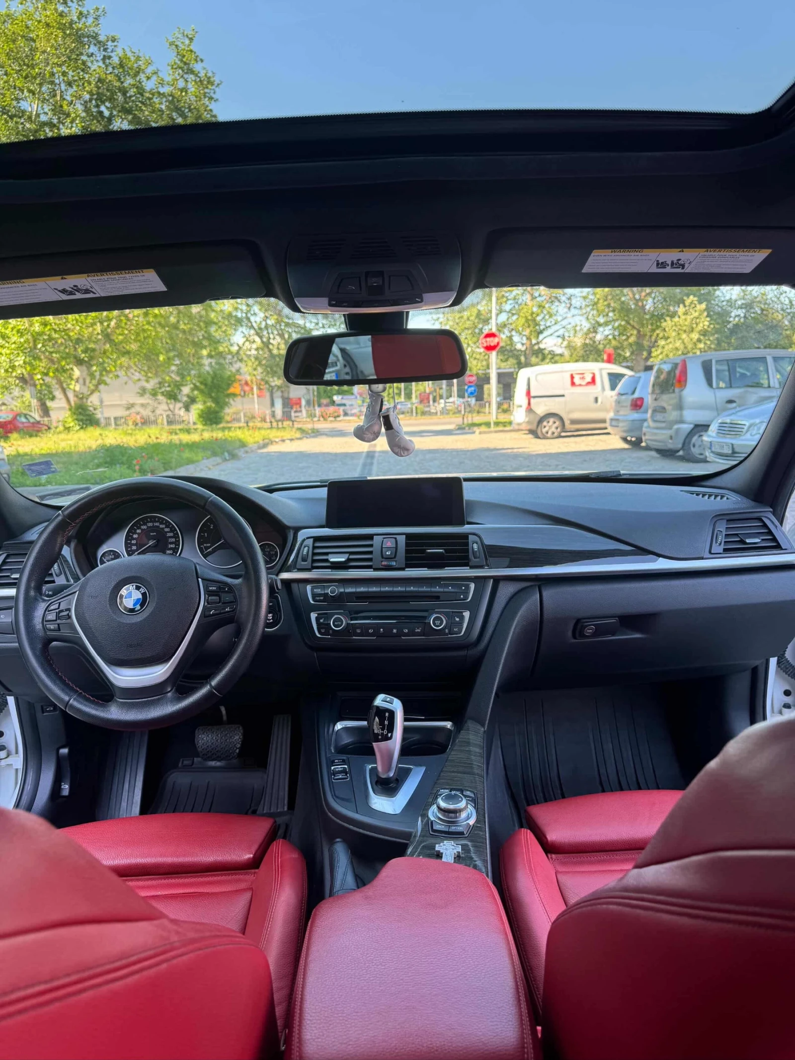 BMW 328 i* M3 Optic* Подгрев* Harman/Kardon* Лизинг, снимка 9 - Автомобили и джипове - 54220140