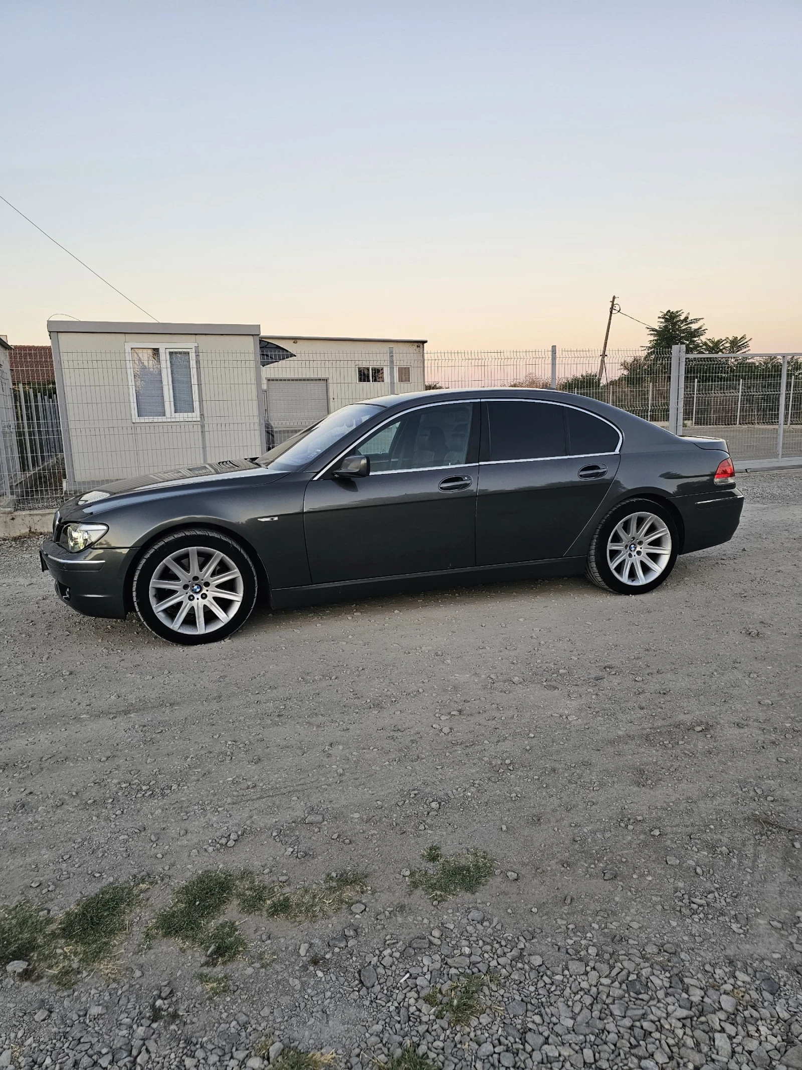 BMW 730 E65, снимка 3 - Автомобили и джипове - 54230094