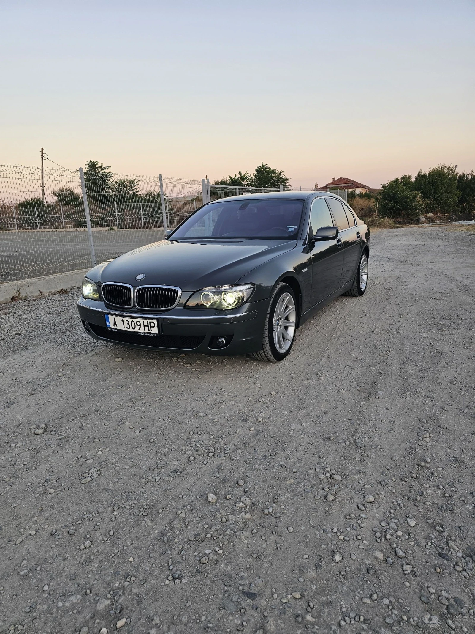 BMW 730 E65