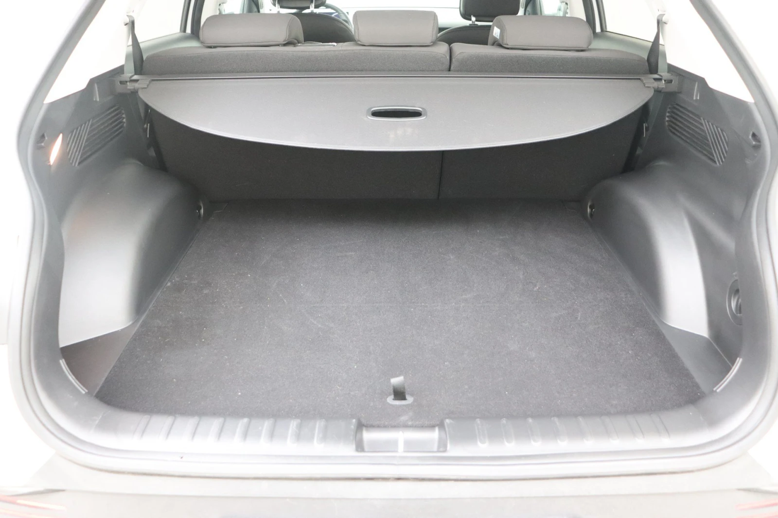 Hyundai Ioniq 5 60 kWh Core, снимка 13 - Автомобили и джипове - 54356348