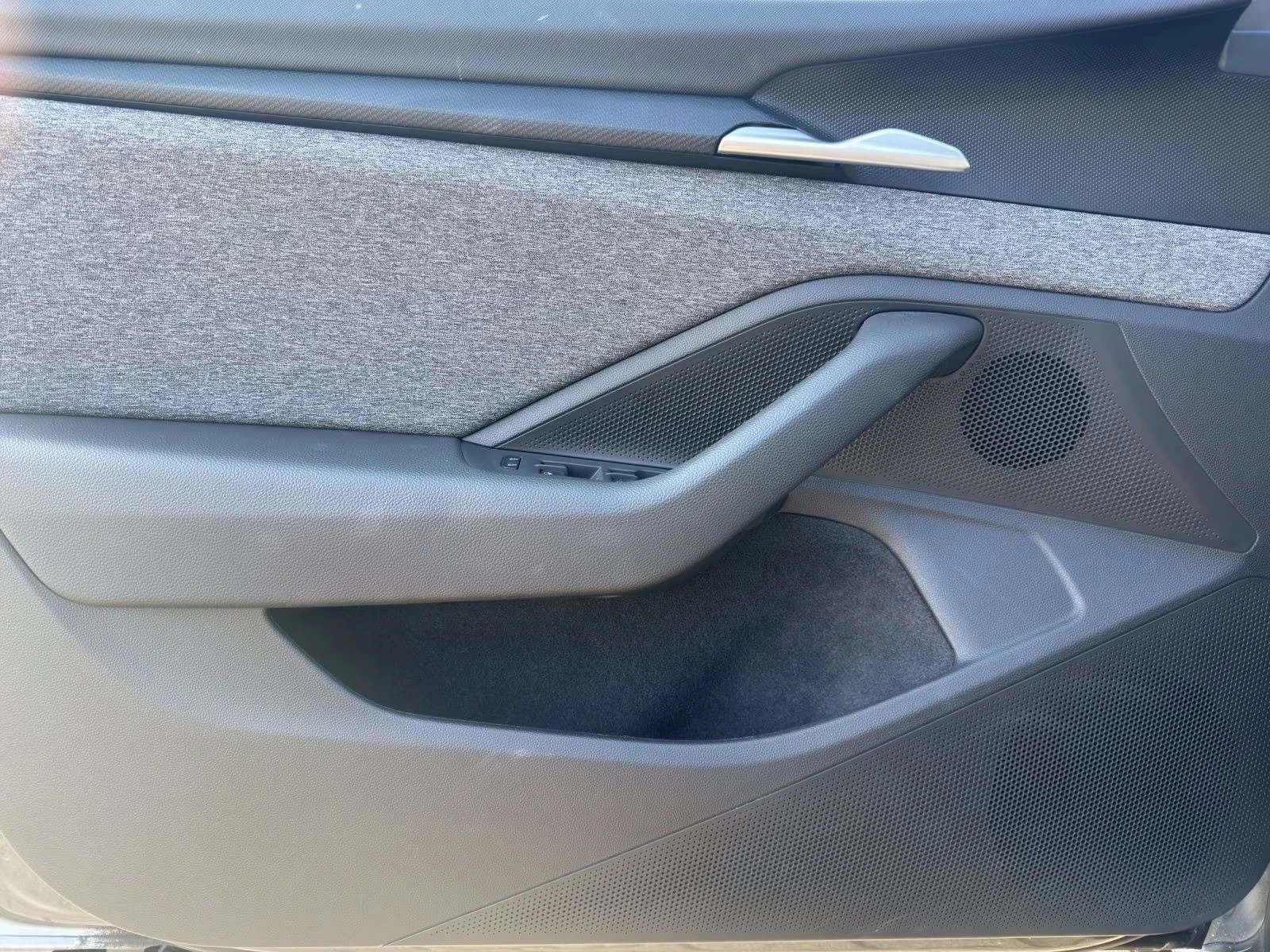 Skoda Superb 2.0 TDI / DCC / CAMERA / LED / MASSAGE / , снимка 7 - Автомобили и джипове - 54710104