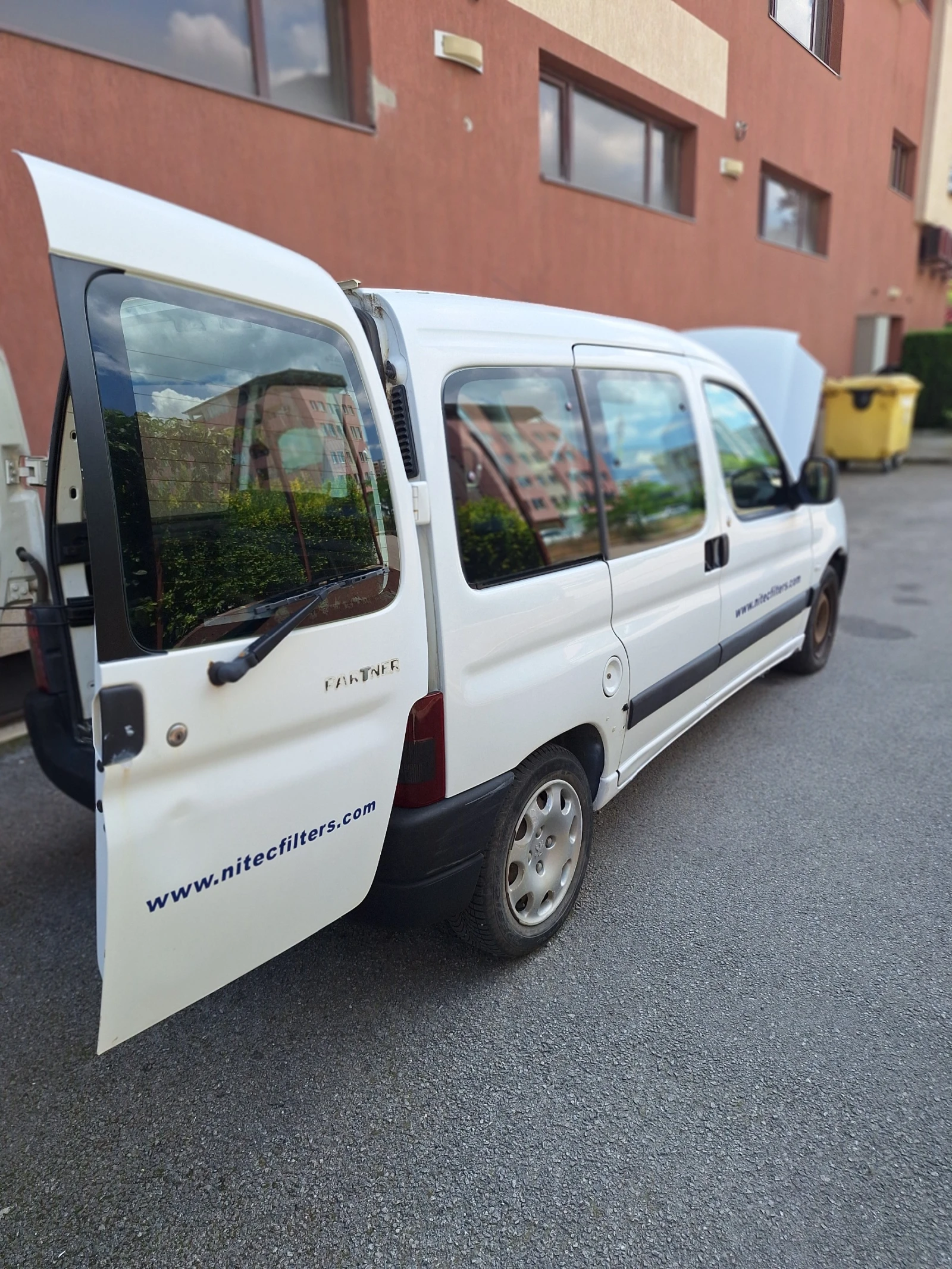 Peugeot Partner, снимка 2 - Автомобили и джипове - 54929609