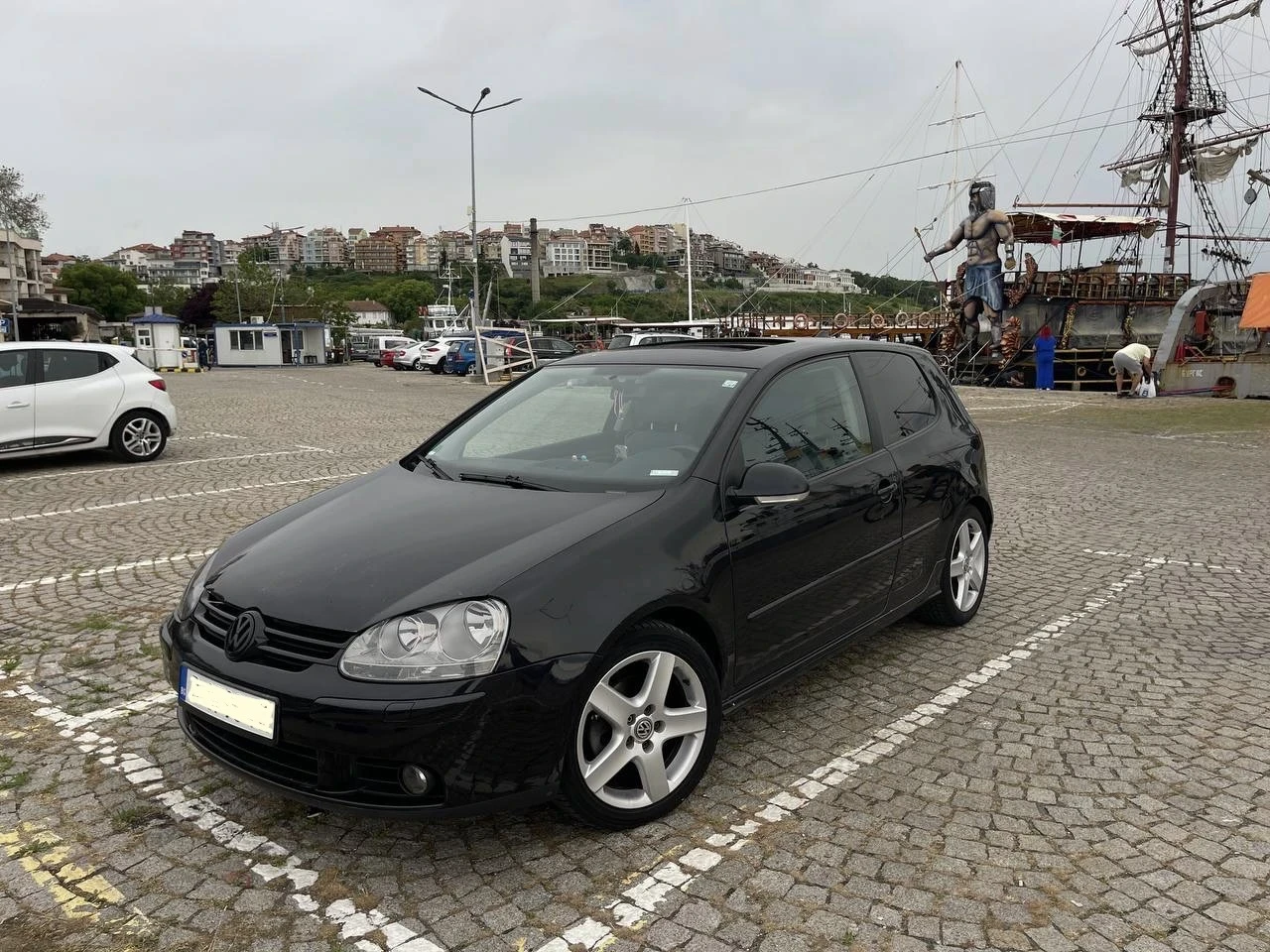 VW Golf, снимка 6 - Автомобили и джипове - 55091599