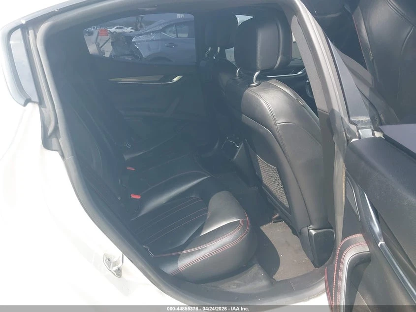 Maserati Ghibli 3.0l, снимка 8 - Автомобили и джипове - 55130742