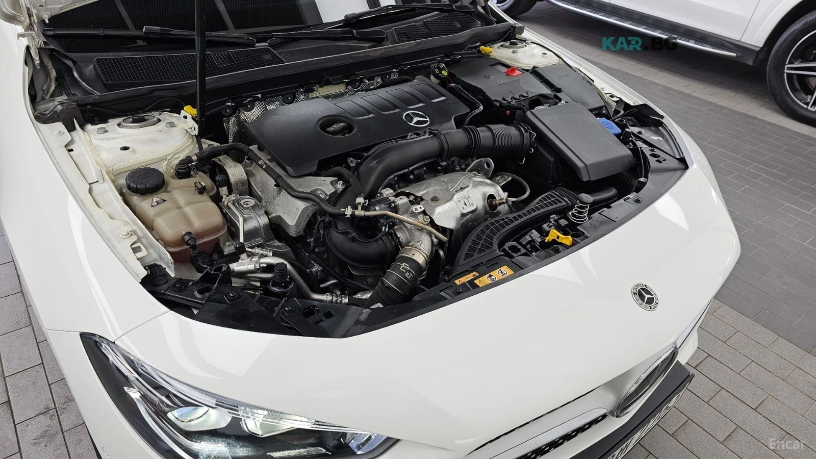 Mercedes-Benz CLA 250 4MATIC* DISTRONIC* КАМЕРА* ПОДГРЕВ* SUNROOF* , снимка 17 - Автомобили и джипове - 55139346