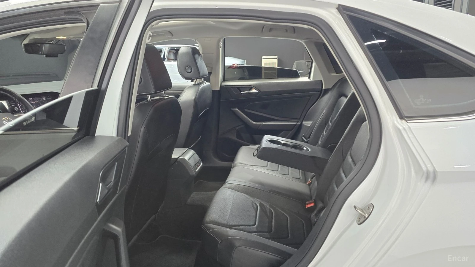 VW Jetta 1.5TSI* ПОДГРЕВ* ОБДХВАНЕ* ШИБИДАХ* КАМЕРА* LED* N, снимка 11 - Автомобили и джипове - 55674067