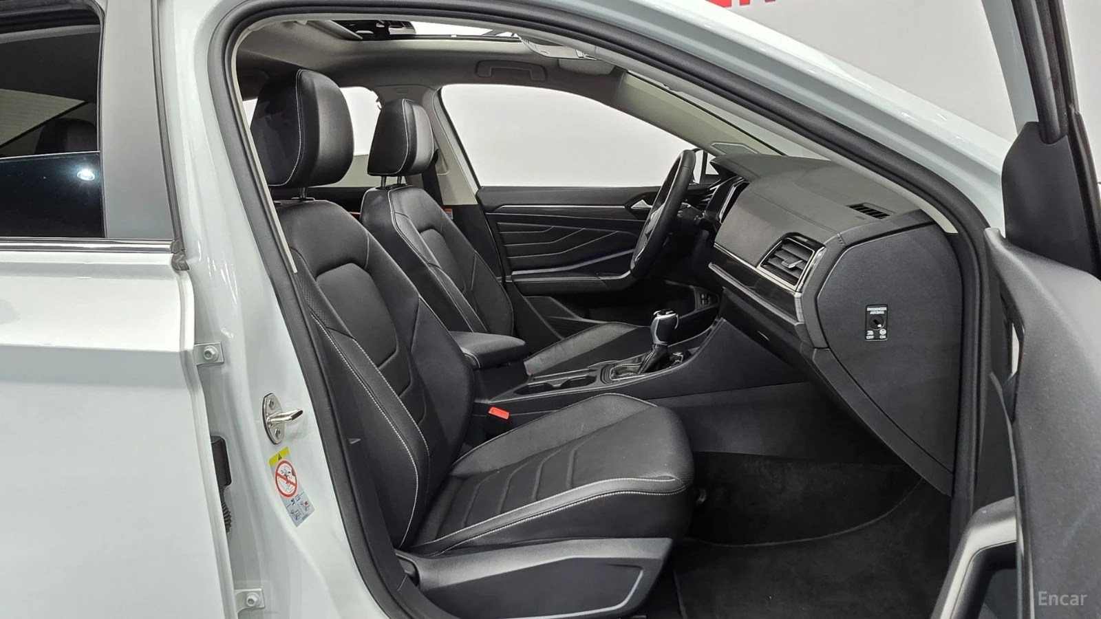 VW Jetta 1.5TSI* ПОДГРЕВ* ОБДХВАНЕ* ШИБИДАХ* КАМЕРА* LED* N, снимка 10 - Автомобили и джипове - 55674067