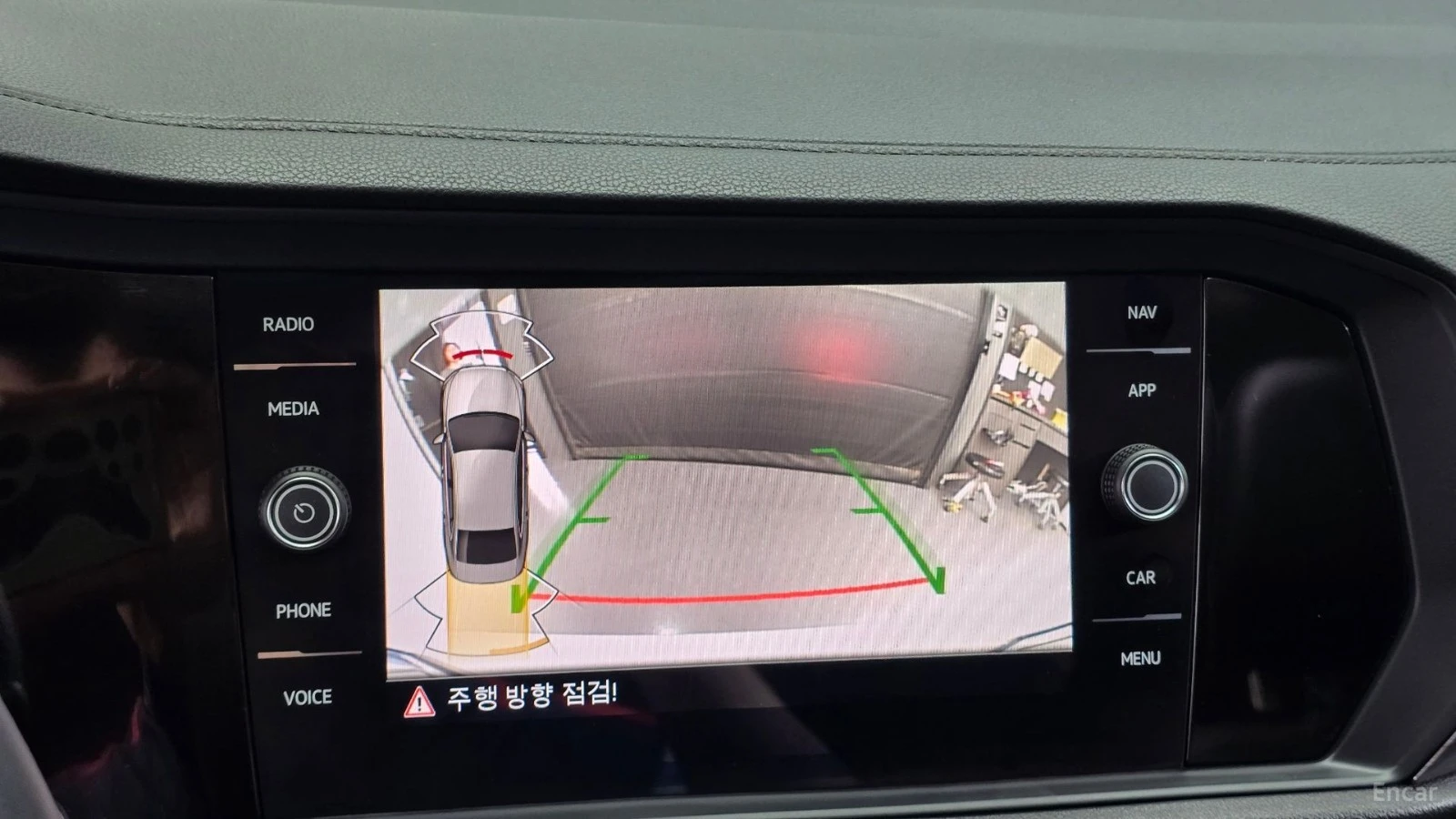 VW Jetta 1.5TSI* ПОДГРЕВ* ОБДХВАНЕ* ШИБИДАХ* КАМЕРА* LED* N, снимка 14 - Автомобили и джипове - 55674067