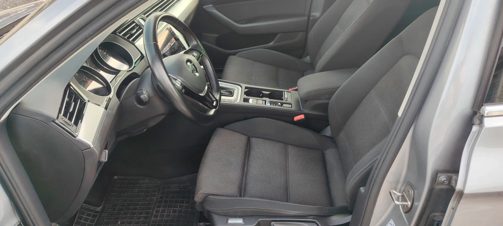 VW Passat 2, 0-150к.с.R-line, снимка 8 - Автомобили и джипове - 56037887