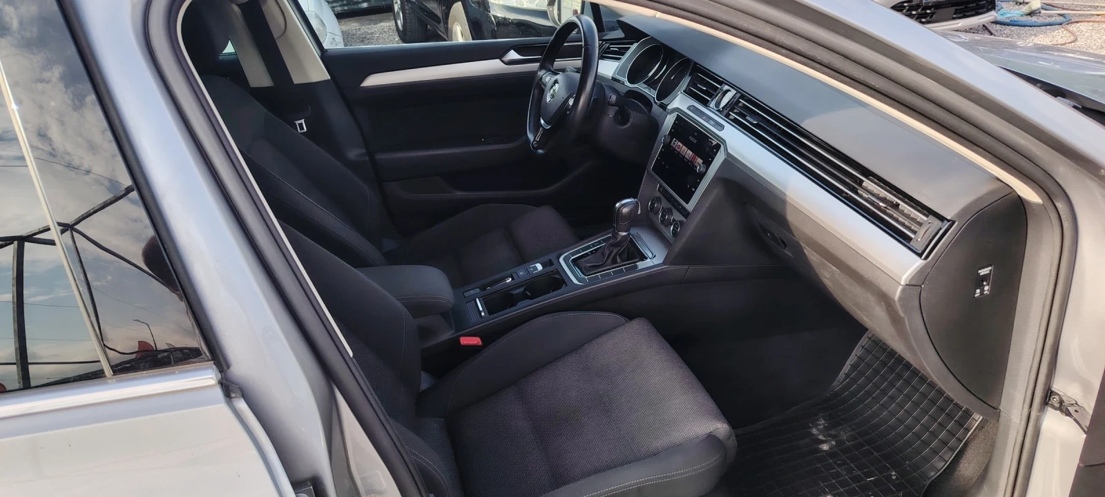 VW Passat 2, 0-150к.с.R-line, снимка 10 - Автомобили и джипове - 56037887