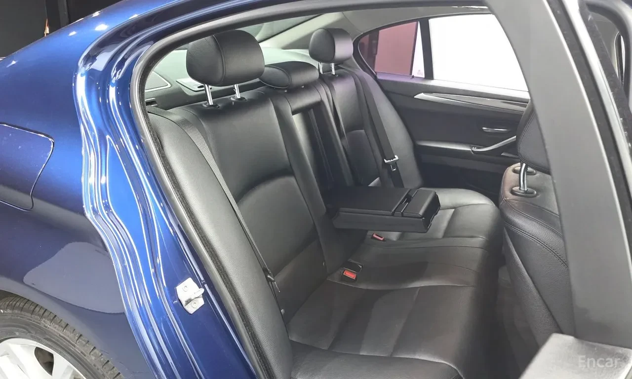 BMW 520 * M Aero* HUD* ПАНО* NAVI* КАМЕРИ, снимка 16 - Автомобили и джипове - 56086636