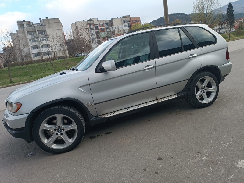 BMW X5, снимка 5 - Автомобили и джипове - 45384780