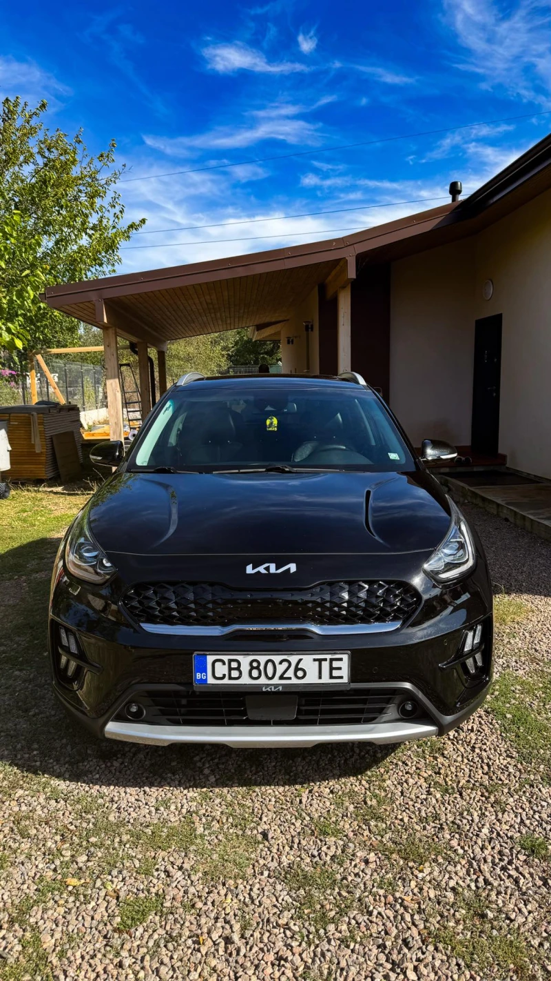 Kia Niro 1.6 HEV - Hybrid / Бензин, снимка 1 - Автомобили и джипове - 47314000