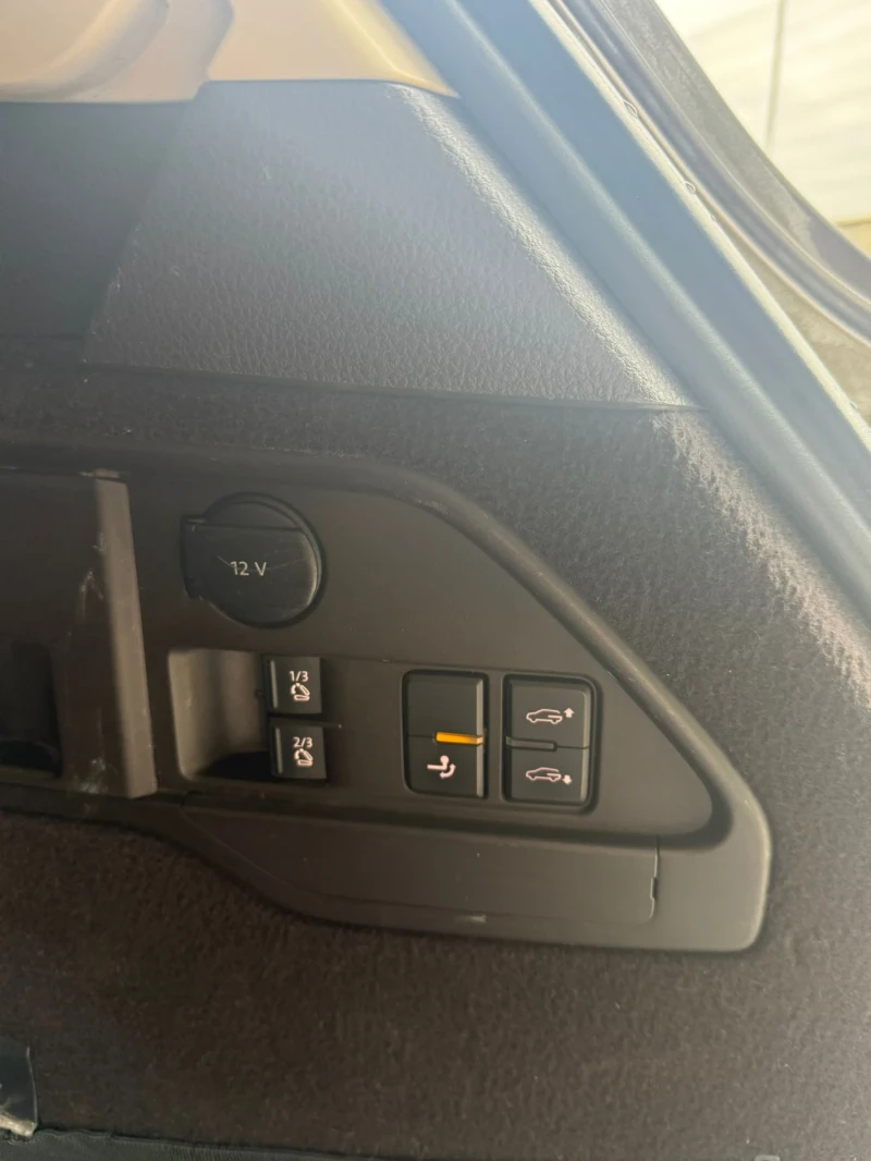 VW Touareg 4.2 TDI, снимка 13 - Автомобили и джипове - 52478504