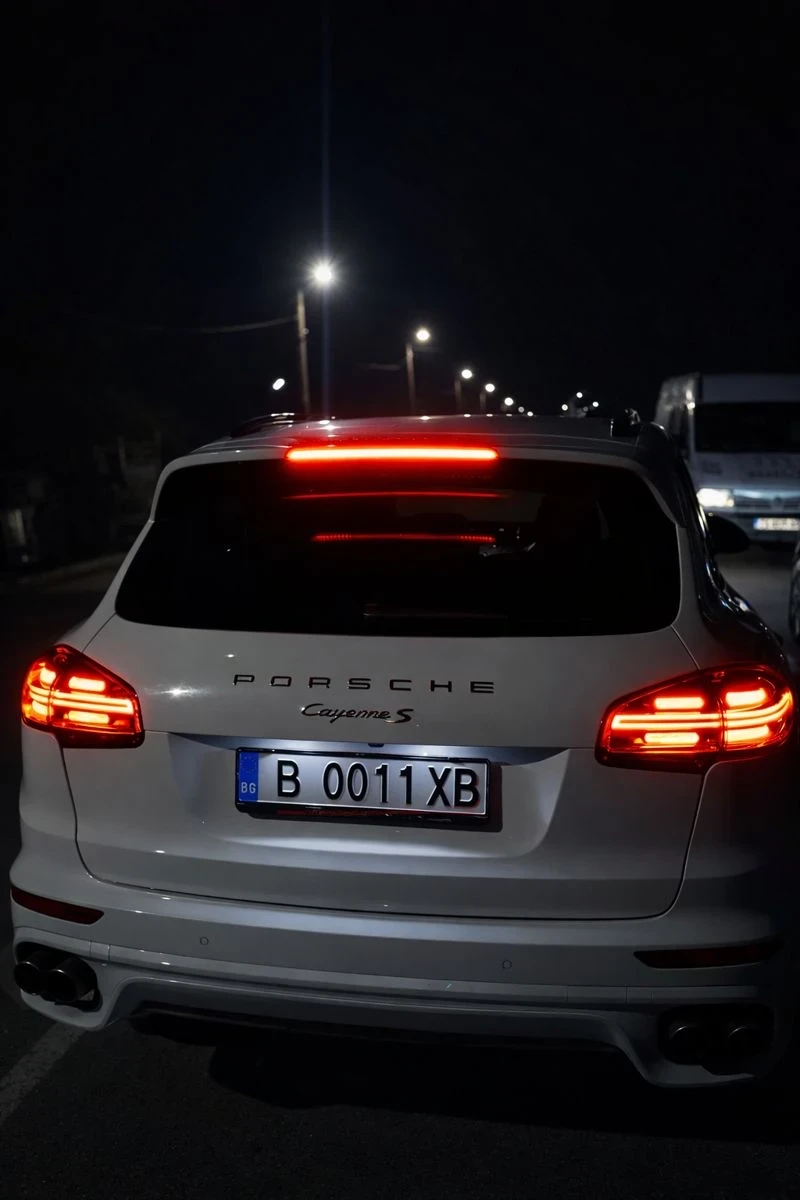 Porsche Cayenne, снимка 8 - Автомобили и джипове - 55126198