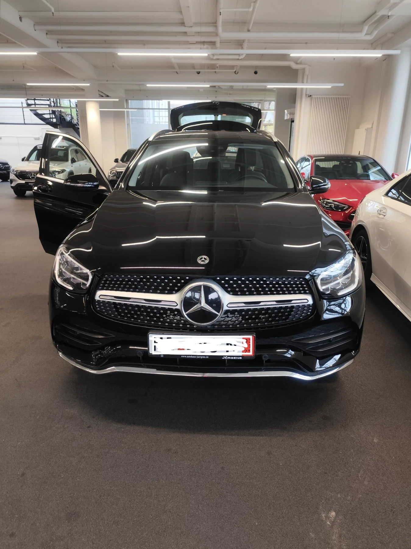 Mercedes-Benz GLC 300 e AMG-Sport/LED/Kamera/19' 4-matic Plug-in хиб - изображение 5