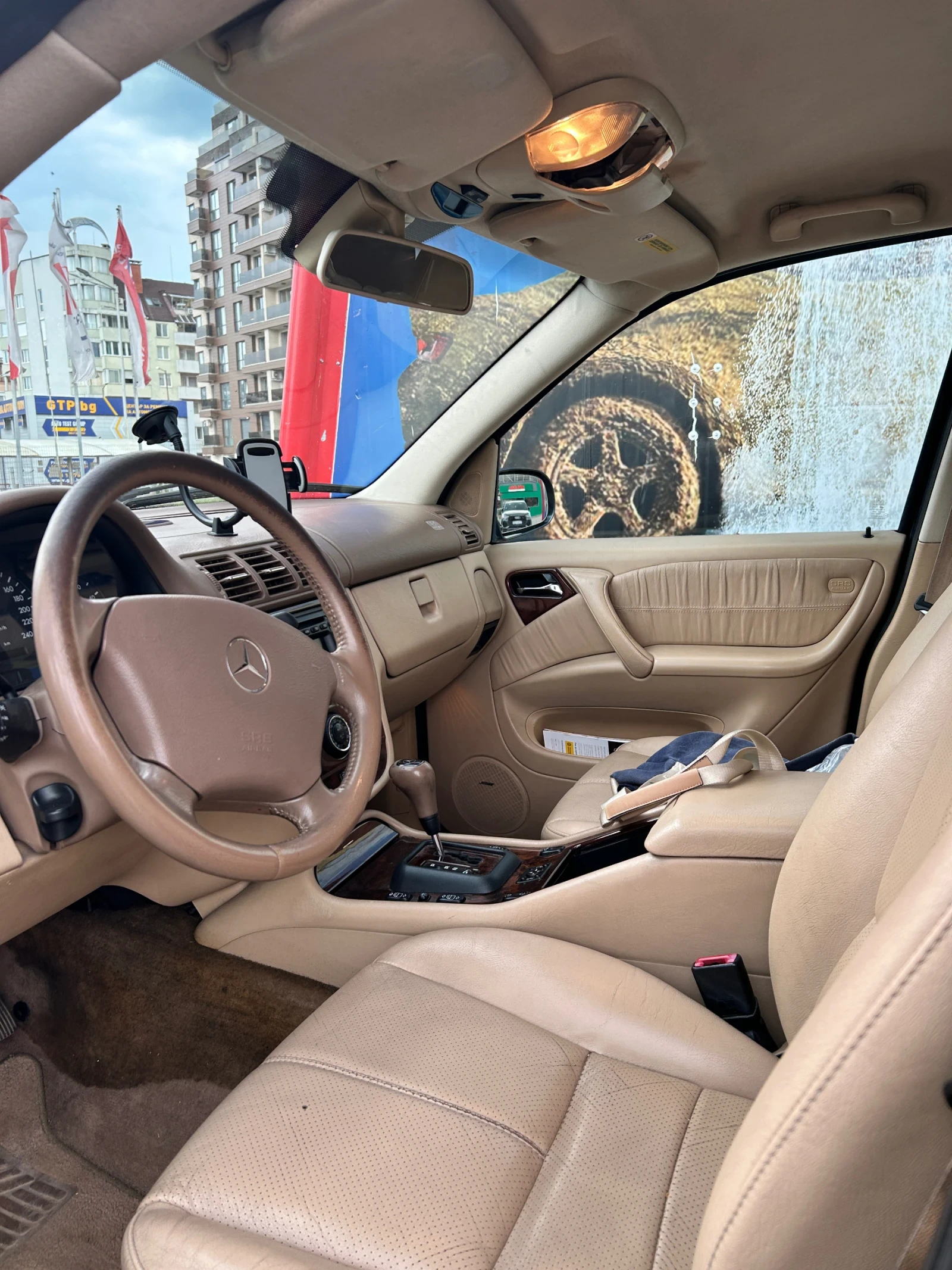 Mercedes-Benz ML 270  - изображение 3
