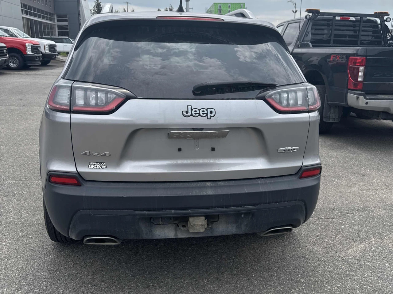 Jeep Cherokee CARFAX* АВТОФИНАНСИРАНЕ* БЕЗ ПЪРВОНАЧАЛНА ВНОСКА*  - изображение 4
