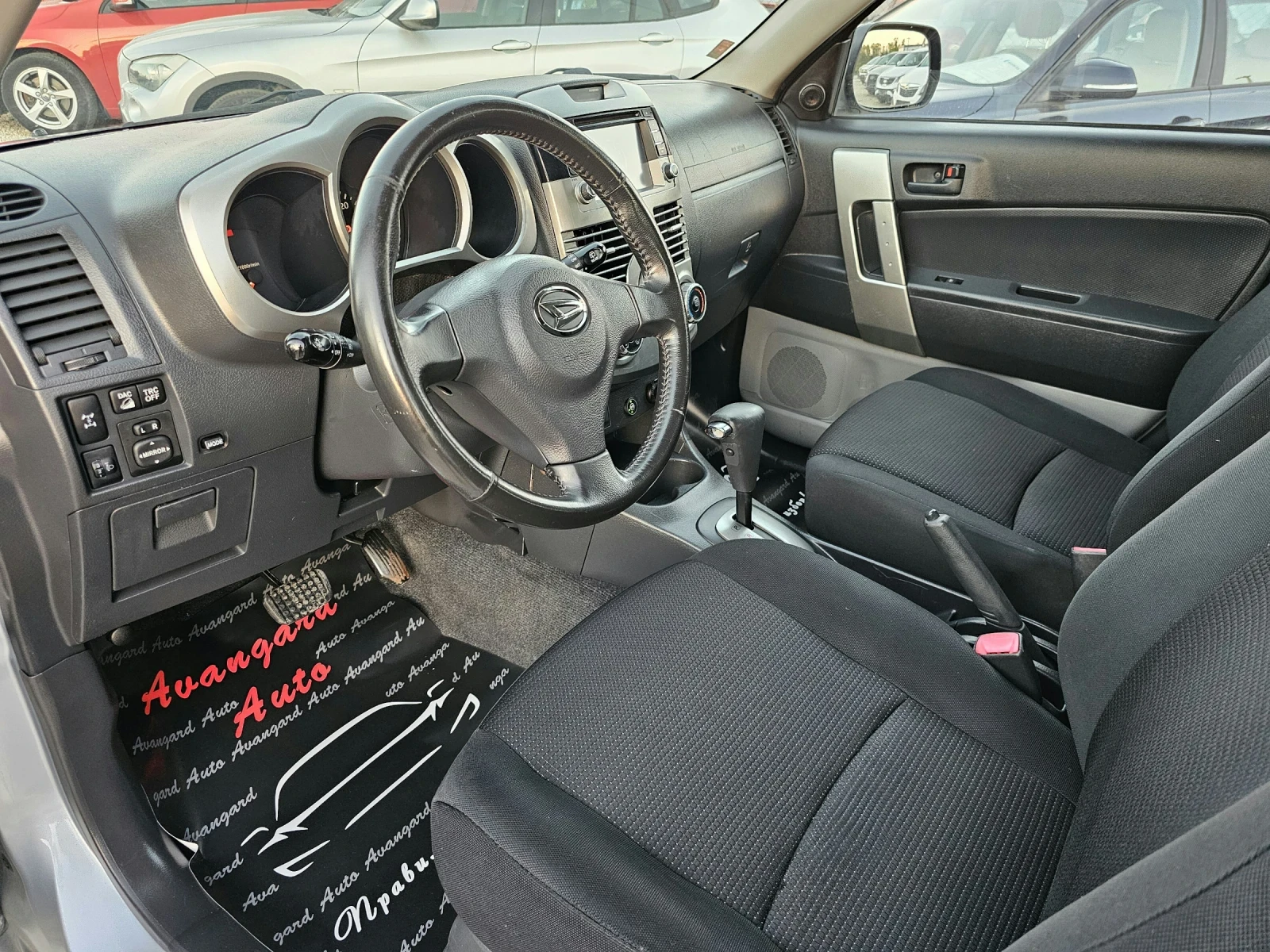 Daihatsu Terios 1.5i, 105к.с., 4х4, Автоматик, 159000к.м.! - изображение 8