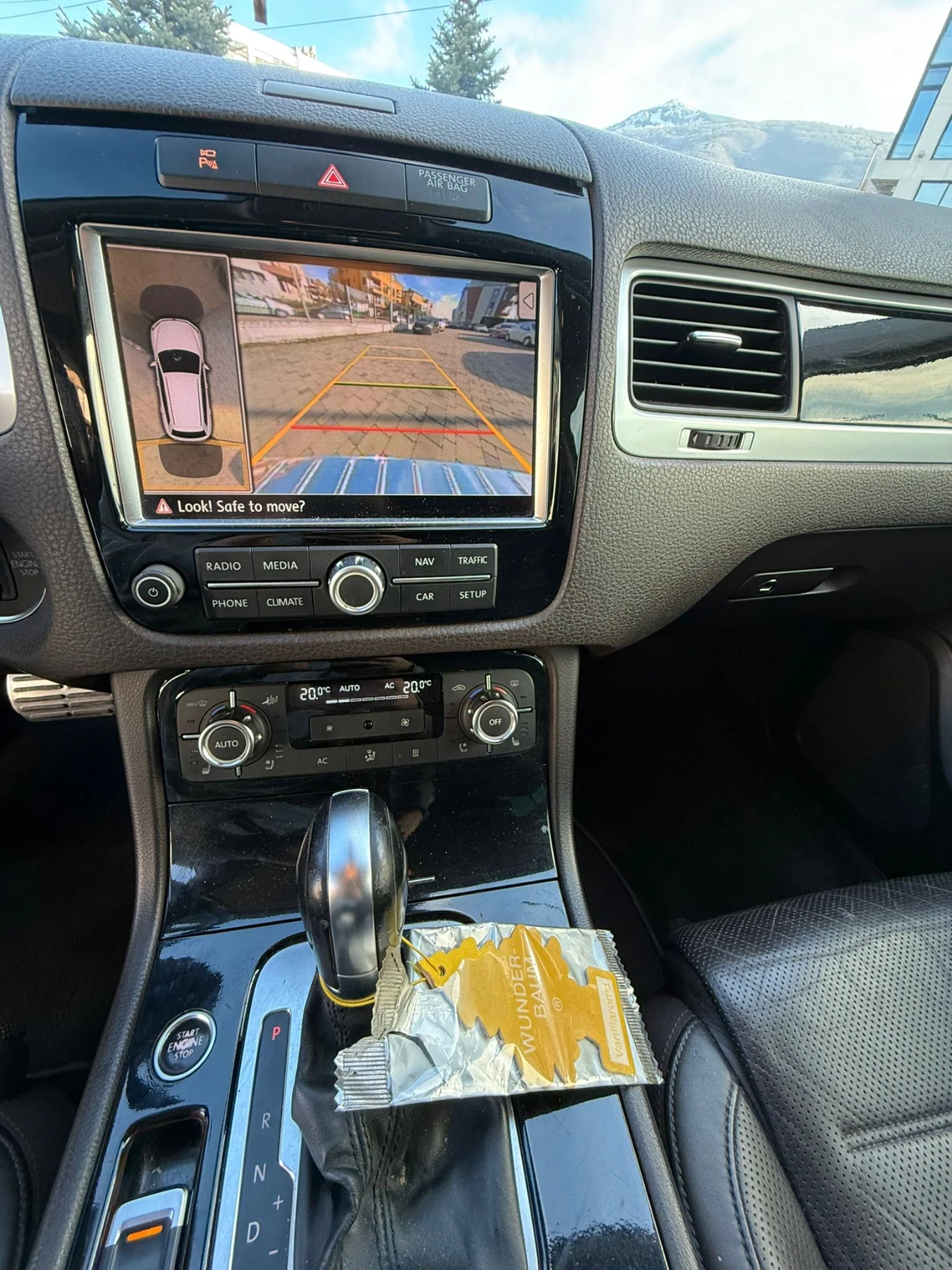 VW Touareg 4.2 TDI, снимка 11 - Автомобили и джипове - 52478504