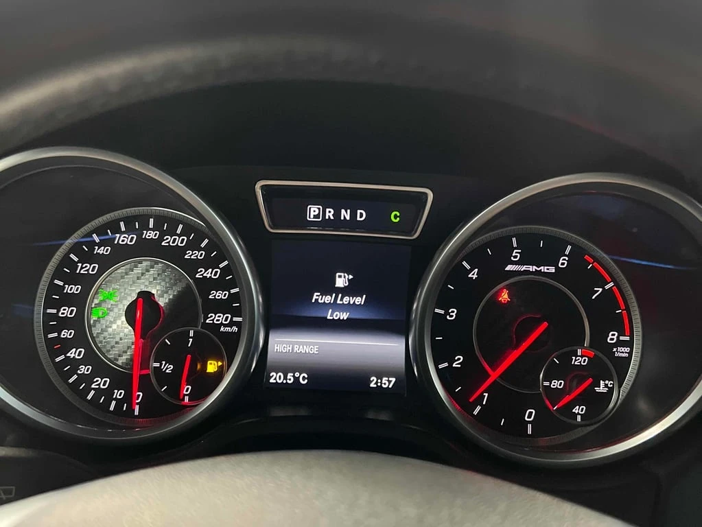 Mercedes-Benz G 63 AMG * CARFAX * БЕЗ ПЪРВОНАЧАЛНА ВНОСКА - изображение 8