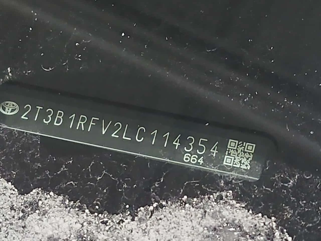 Toyota Rav4 * LE * * ПОДГРЕВ* * ЗАДНА КАМЕРА* * VOCAL ASSISTS*, снимка 16 - Автомобили и джипове - 54019493