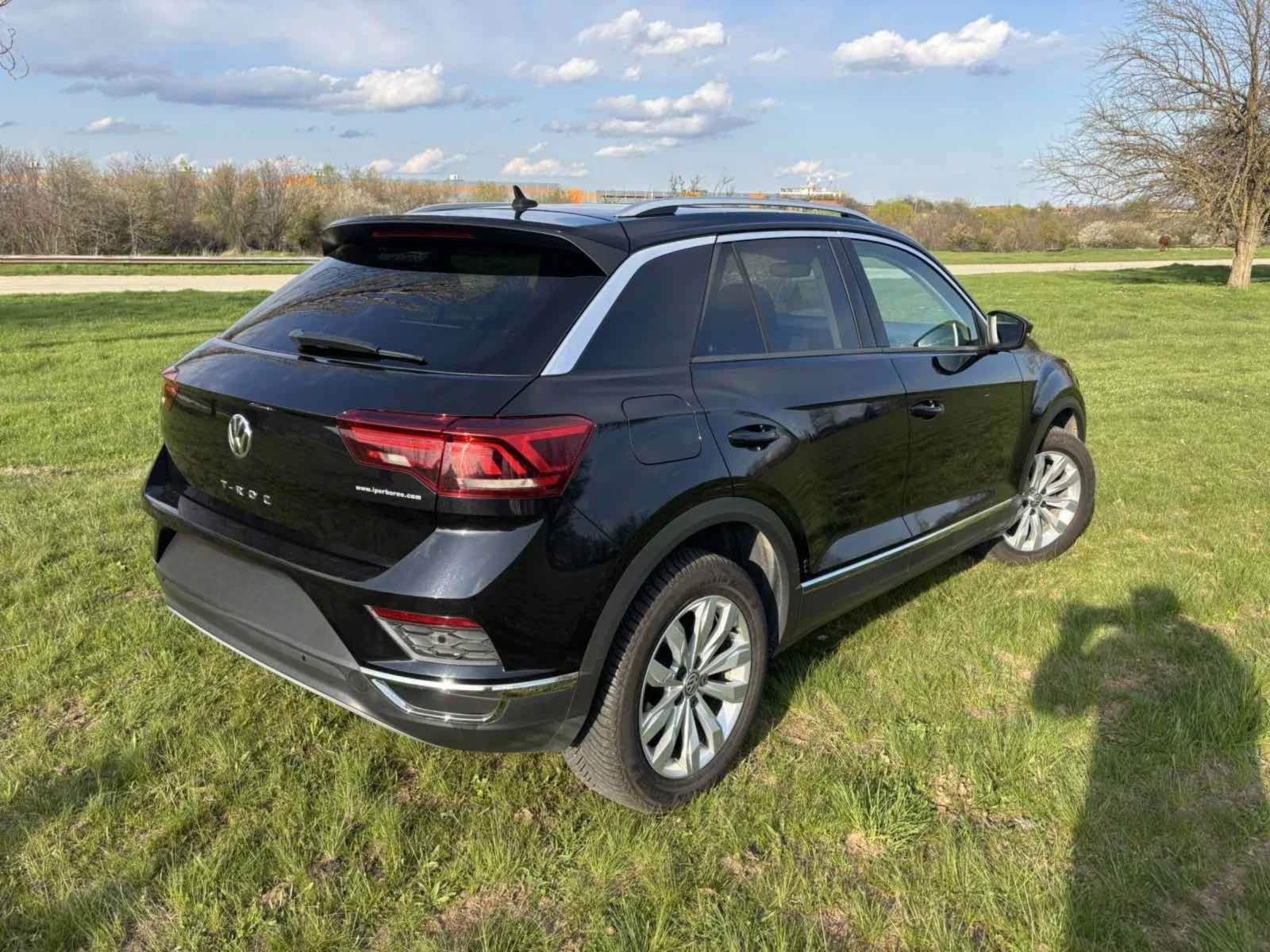 VW T-Roc 1.5TSI* ДИГИТАЛ* РЪЧКА, снимка 6 - Автомобили и джипове - 54159366