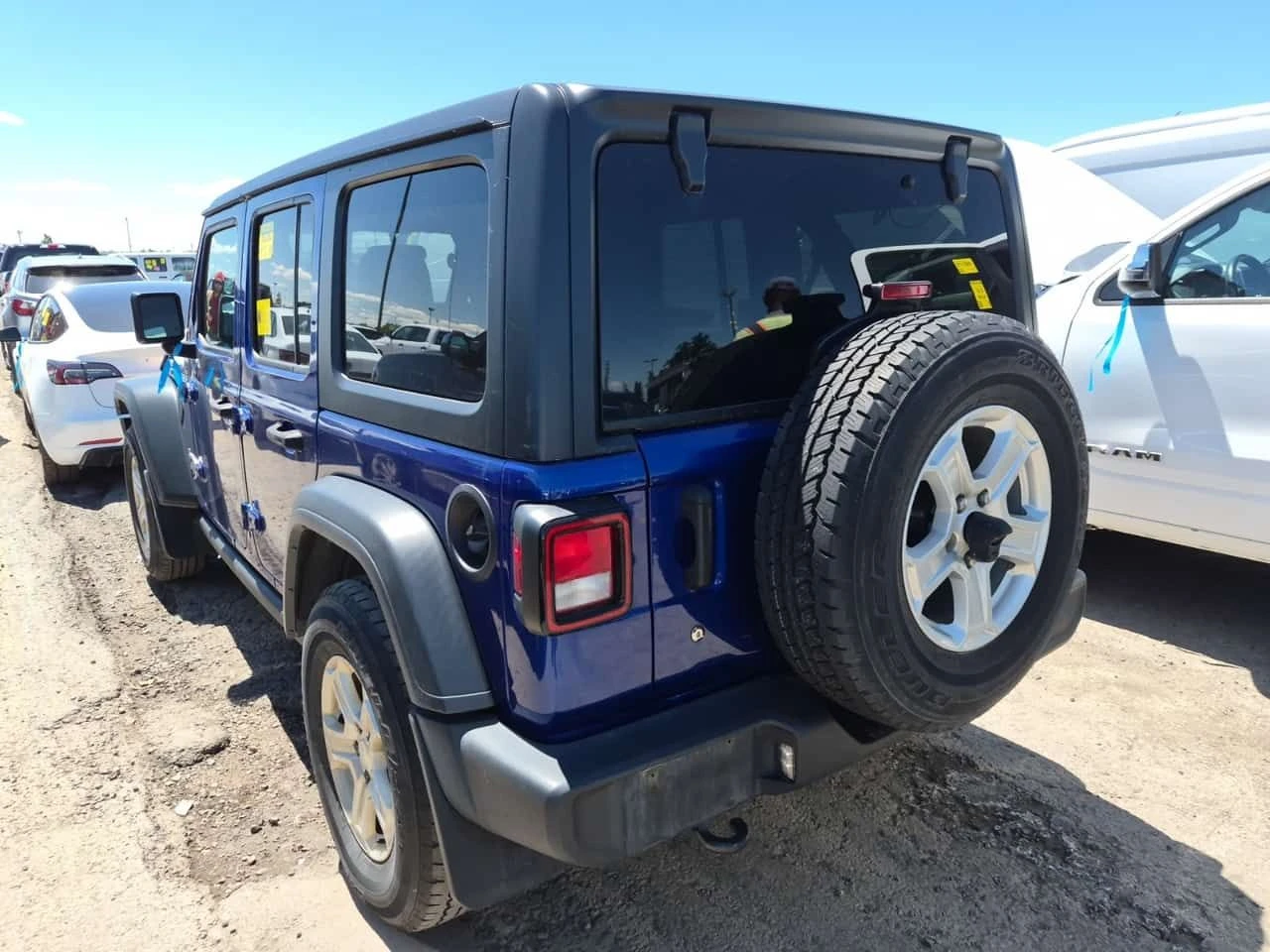 Jeep Wrangler SPORT/CARFAX/ФИНАНСИРАНЕ, снимка 4 - Автомобили и джипове - 55027288