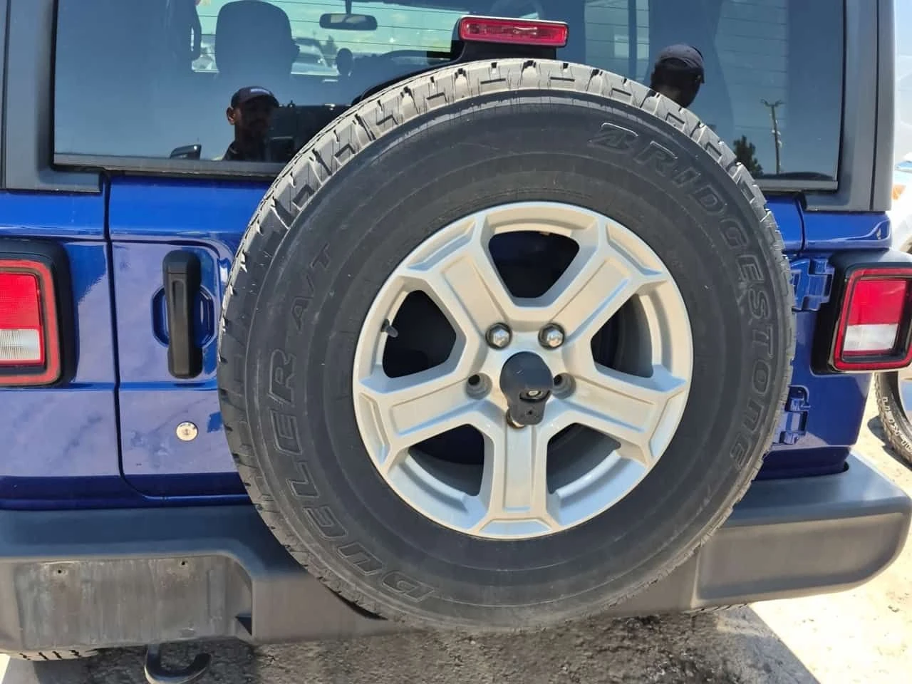Jeep Wrangler SPORT/CARFAX/ФИНАНСИРАНЕ, снимка 14 - Автомобили и джипове - 55027288