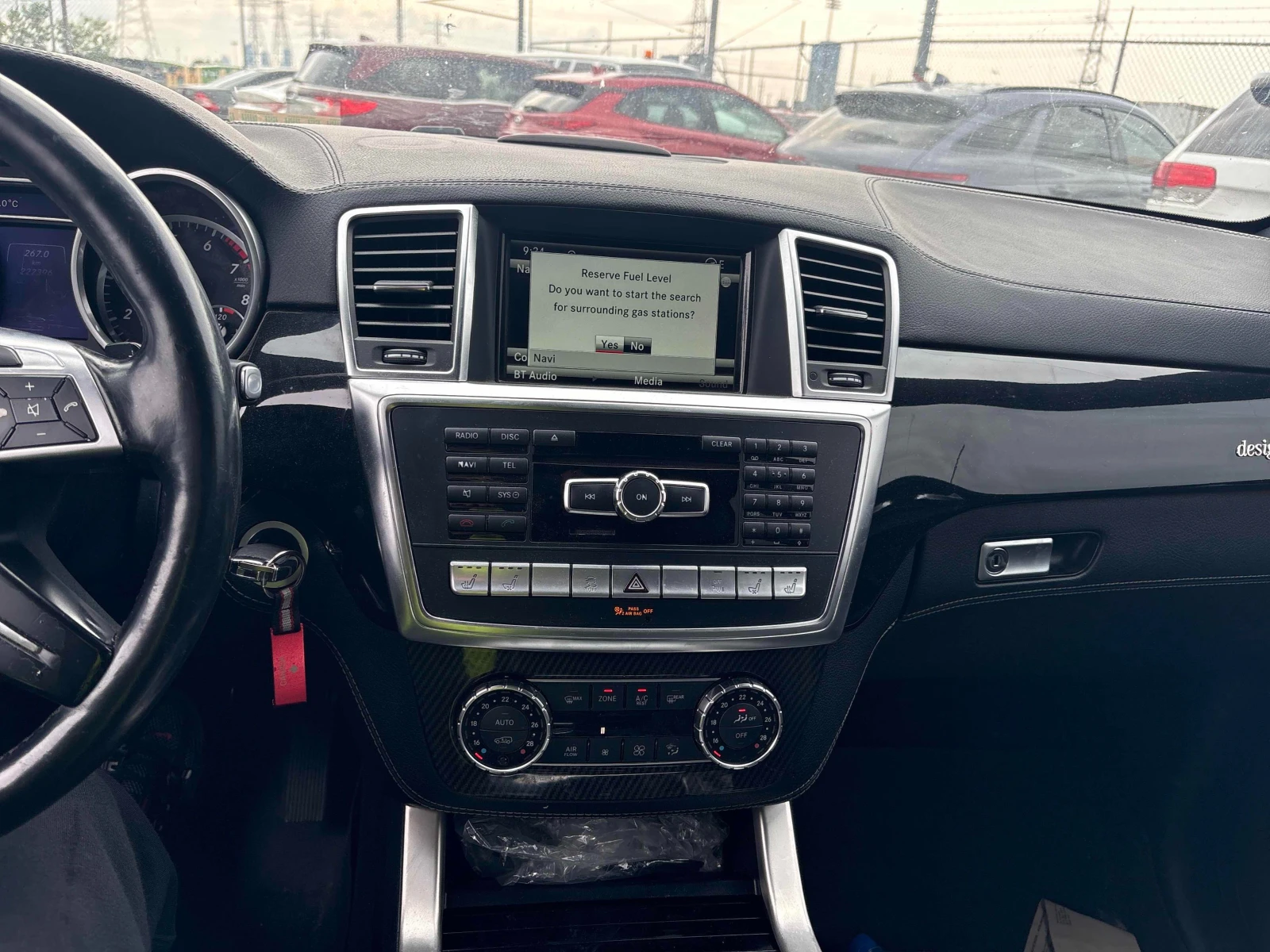 Mercedes-Benz GL 550 AMG PACK* МАСАЖ* ОБДУХ* 360* HARMAN* DISTRO* FULL, снимка 10 - Автомобили и джипове - 55466806