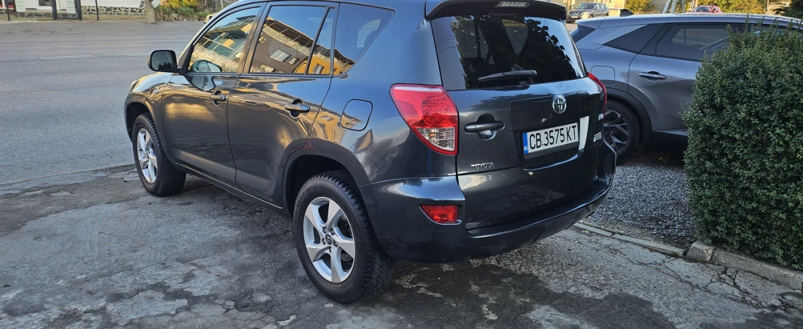 Toyota Rav4, снимка 12 - Автомобили и джипове - 56509516