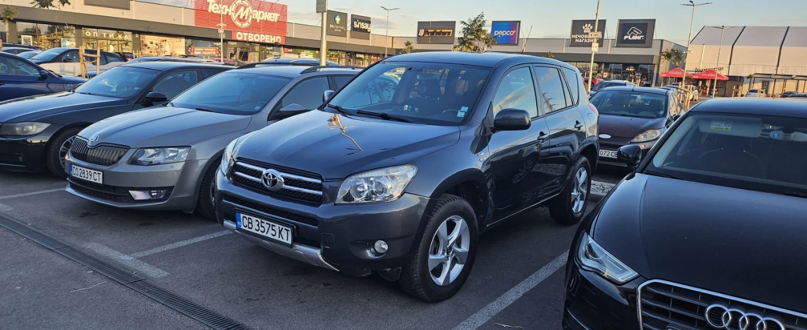 Toyota Rav4, снимка 5 - Автомобили и джипове - 56509516