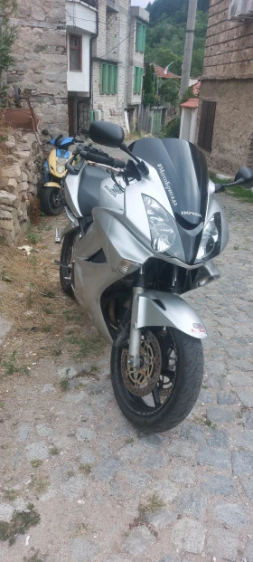 Обява за продажба на Honda Vfr ~5 500 лв. - изображение 3