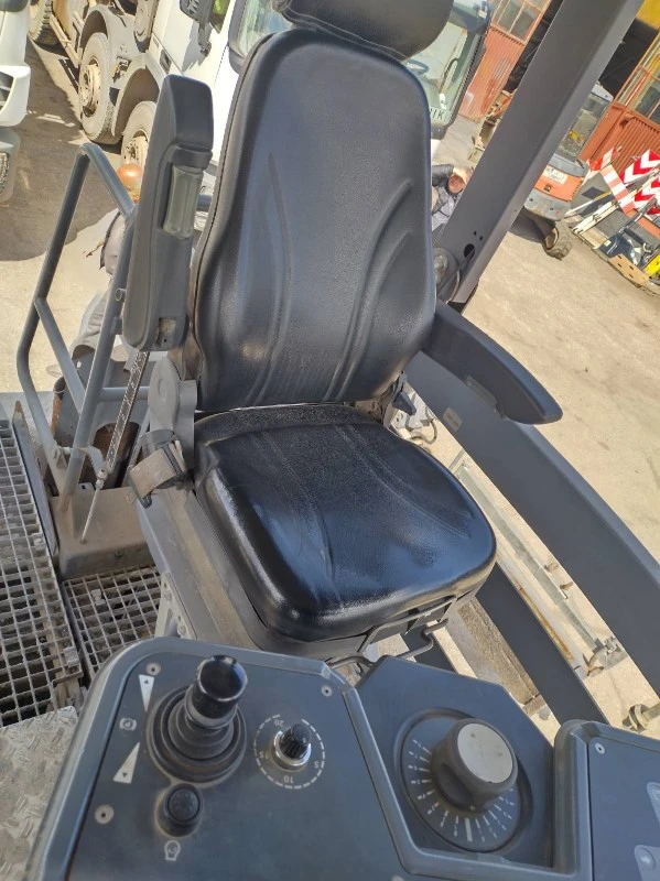 Асфалтополагаща машина Dynapac SD 2500 CS - изображение 8